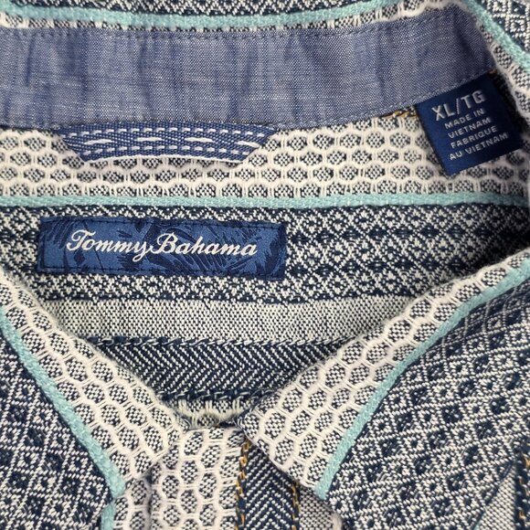 Tommy Bahama Shirt Men XL Blue Gray Striped Herringbone Camp Short Sleeve Pocket - Picture 3 of 12